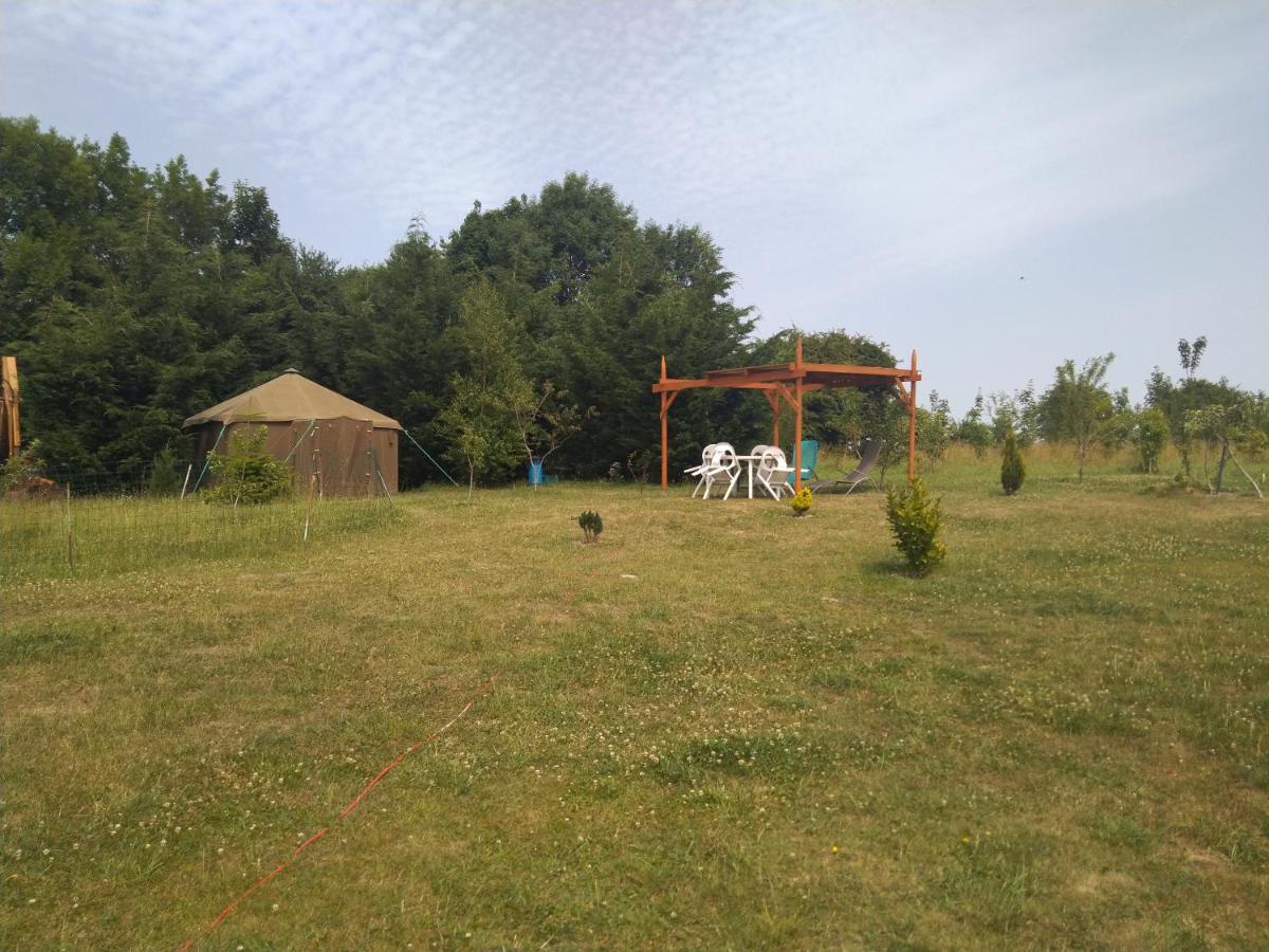 Luxury tent La Tente Du Commandant Francais 1954 Pour Nuit Insolite *